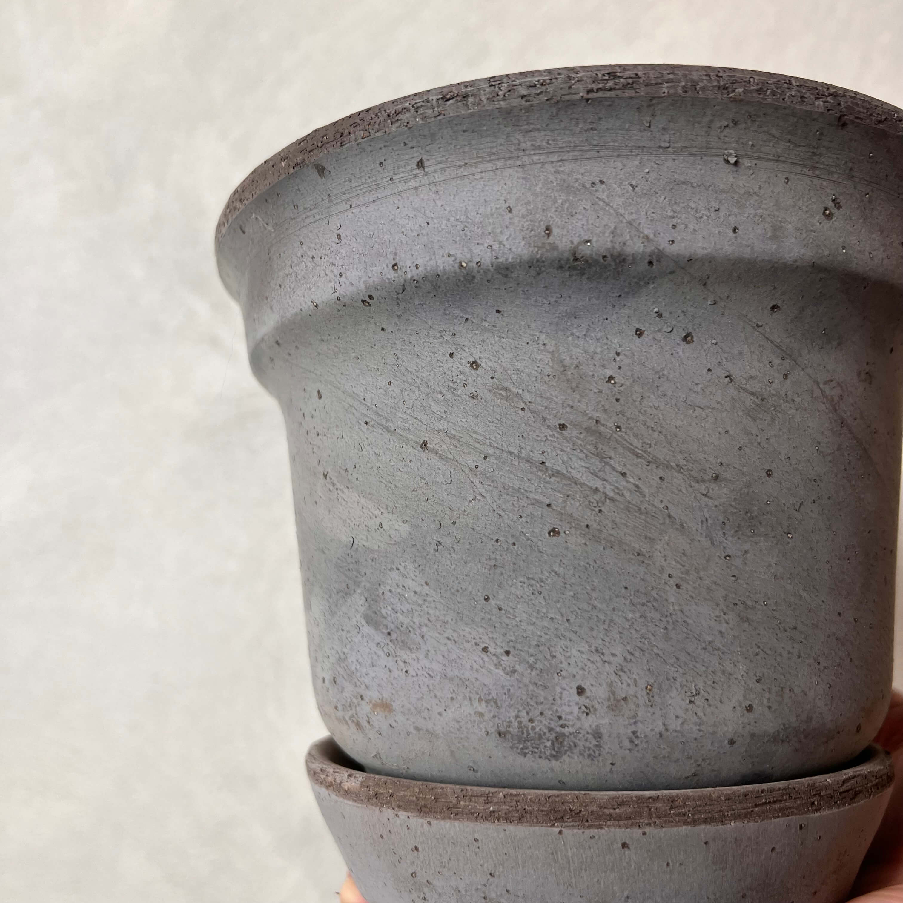 Vaso BELL /terracotta grigia