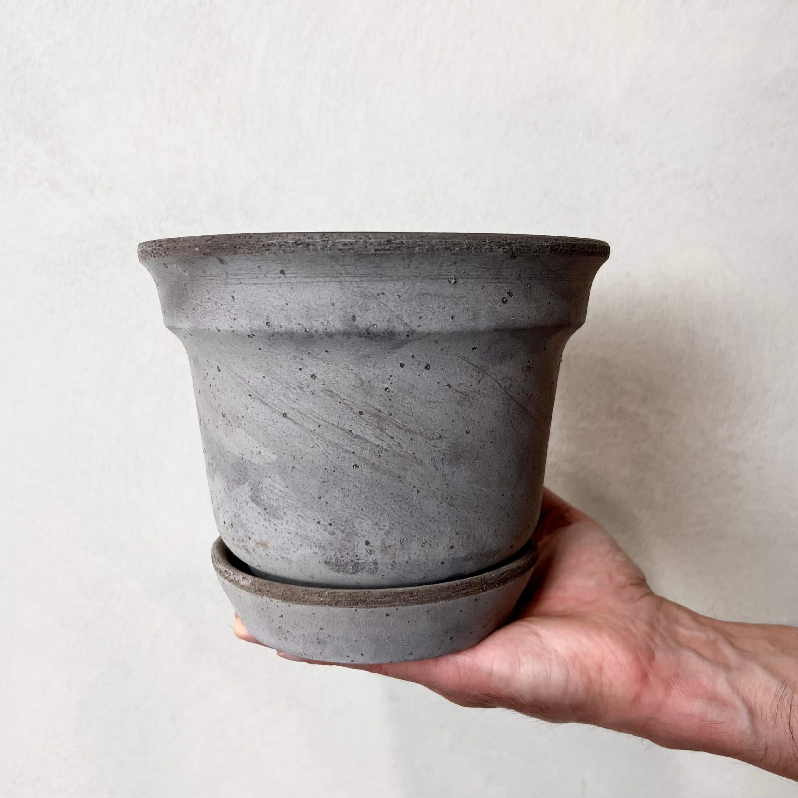 Vaso BELL /terracotta grigia