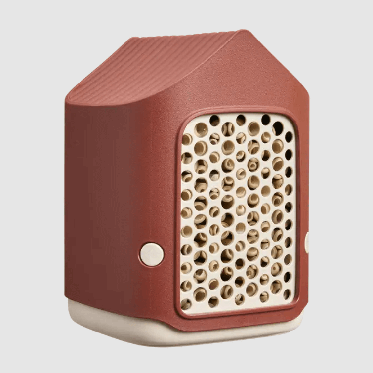 Hotel per insetti /Cosy insect hotel