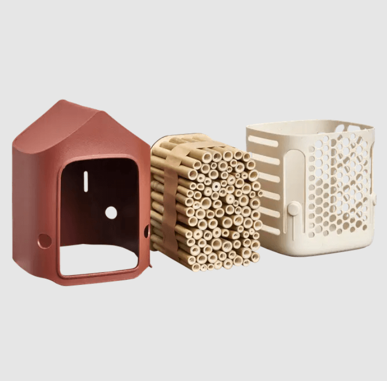 Hotel per insetti /Cosy insect hotel