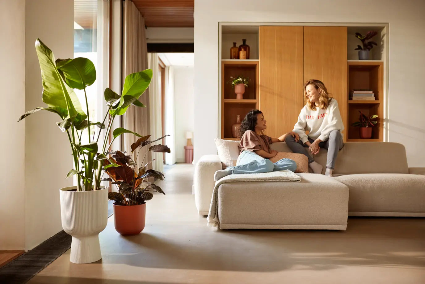 VIBES Coupe/White 30 CM